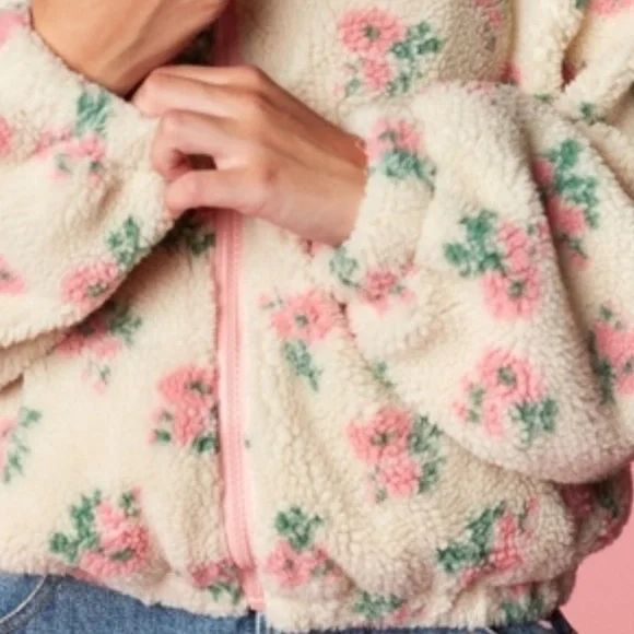 Looks like a Loveshackfancy copy Pink Floral Teddy Jacket - Picture 10 of 11